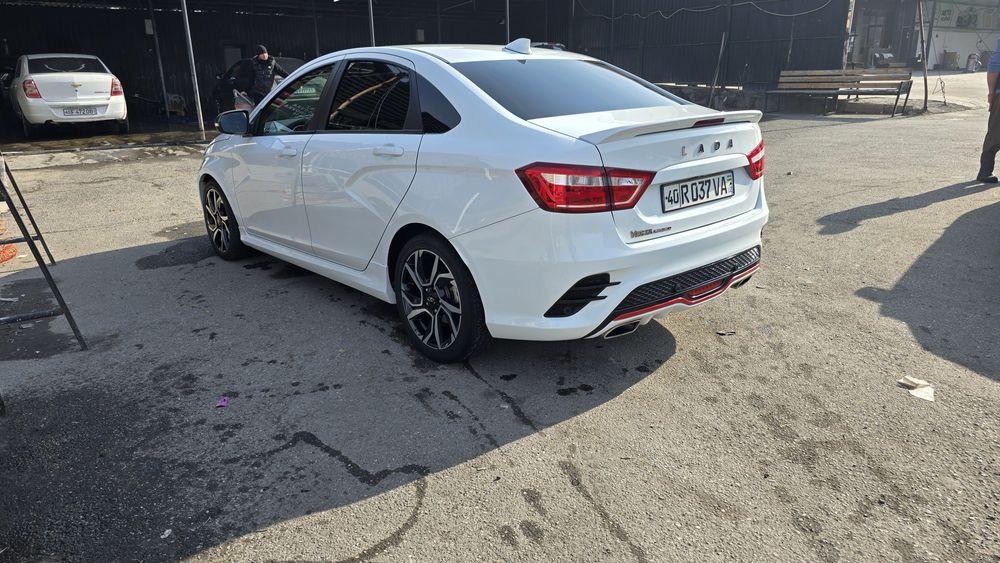 Lada Vesta Sport 1.8