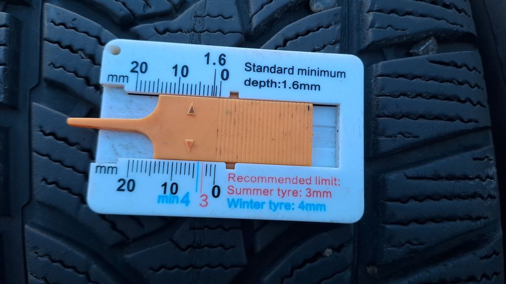 2бр. 215/70/16 Dunlop Winter Sport 5 SUV