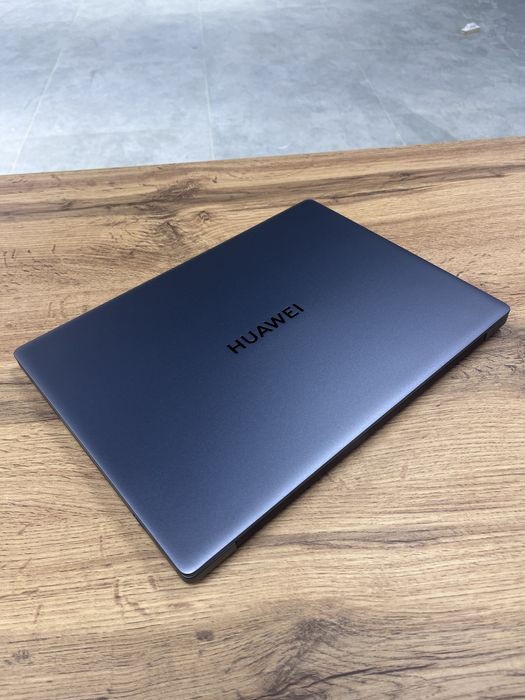 Ноутбук HUAWEI Matebook