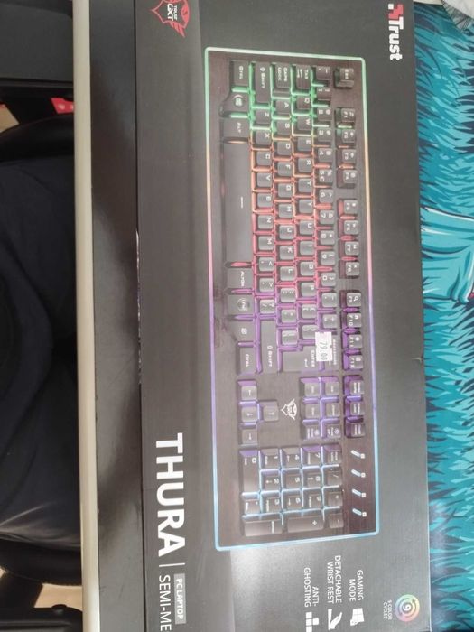 Клавиатура Trust GXT860 THURA
