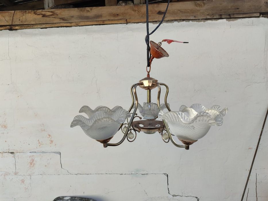 Люстра, унитаз, раквина бу