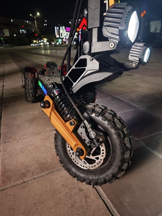 Elektro samokat sotiladi