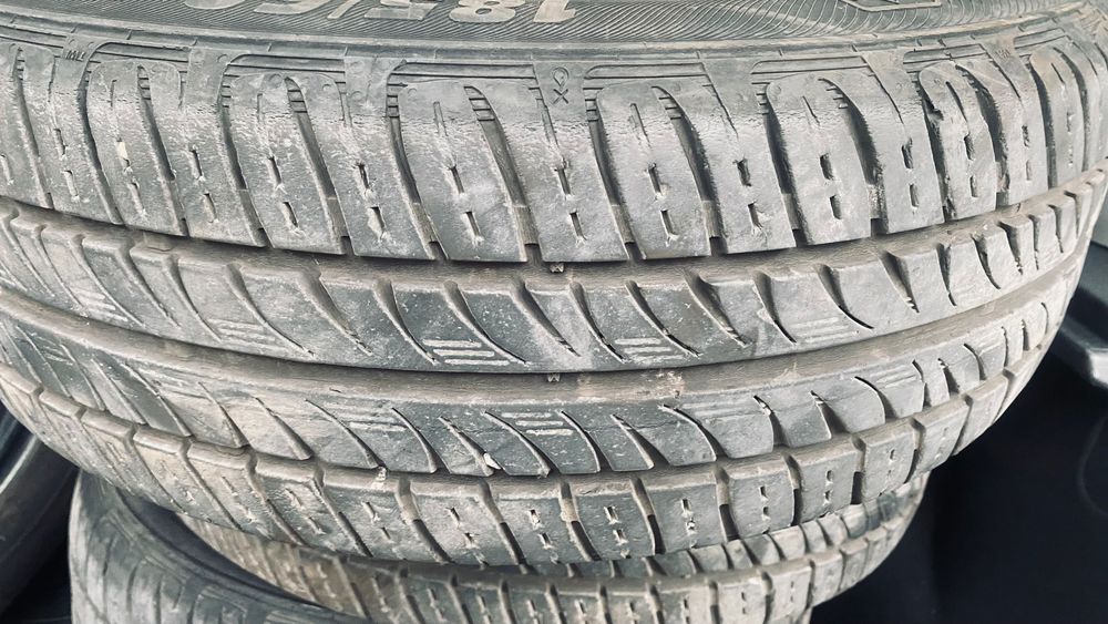 Гуми Semperit Komfort 2 185/60/15 и стоманени джанти GM Opel 15" 4x100