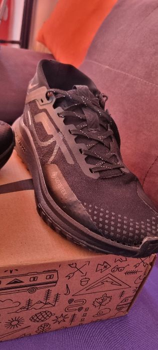 Продавам Nike Core-Tex