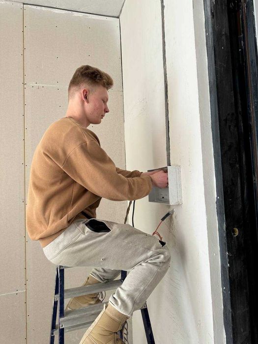 Элекромонтаж освещения, розеток и расключение щитов