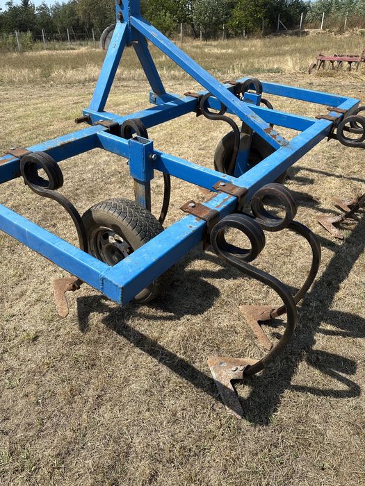 Окопен култиватор за лавандула