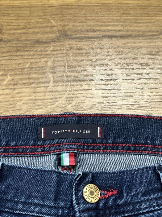Tommy Hilfiger : Denton Straight - 36 размер / Оригинал