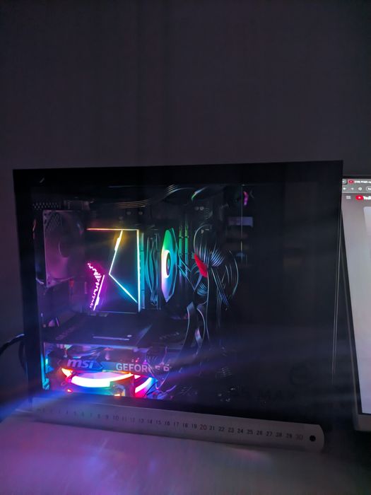 Продам маленький корпус для пк