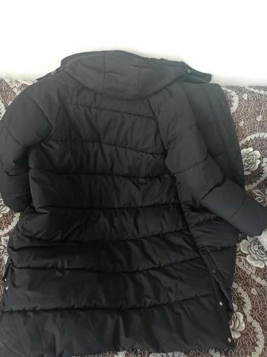 Продам куртку качественная размер L