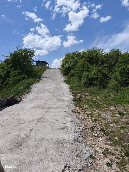 Teren intravilan pe strada Dealul Fanatelor