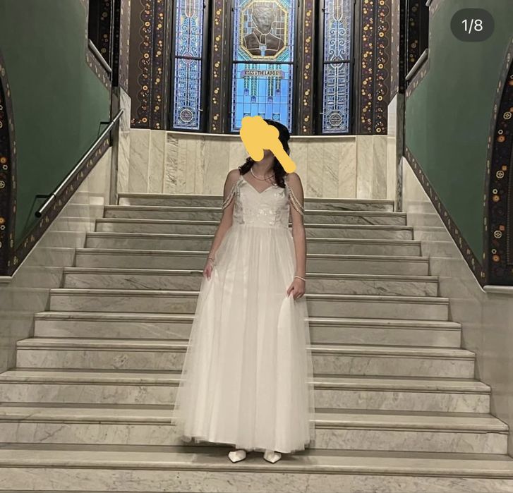 Rochie elegantă albă pentru balul de absolvire / festivitate