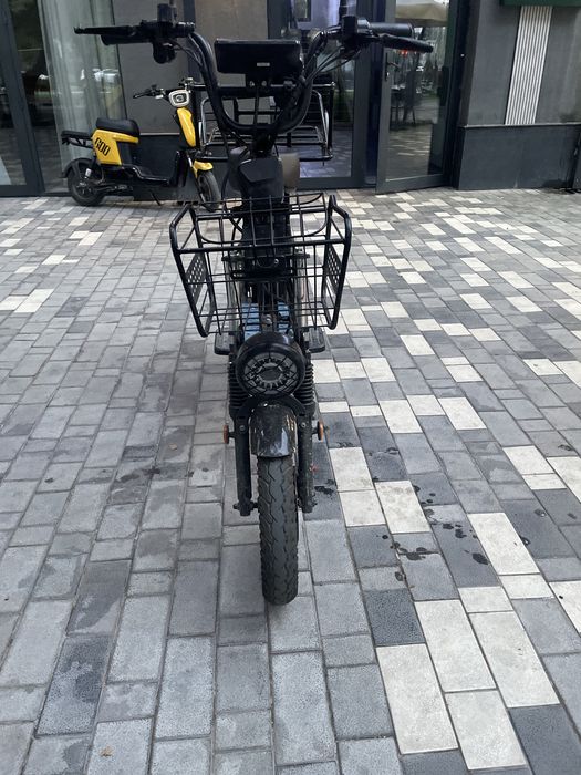 Skutir sotiladiii