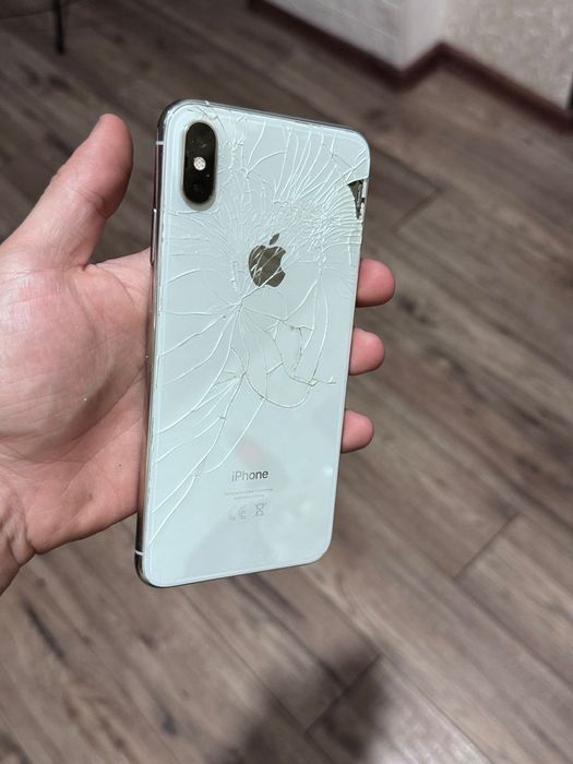 Продам айфон хс макс