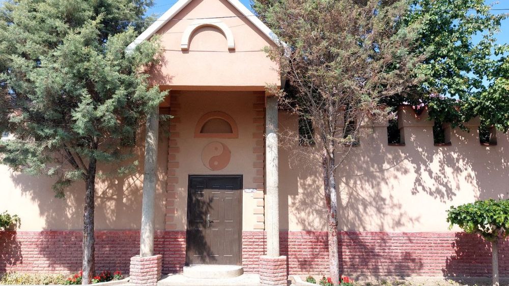 Продаю свой дом, состоящий из двух коттеджей