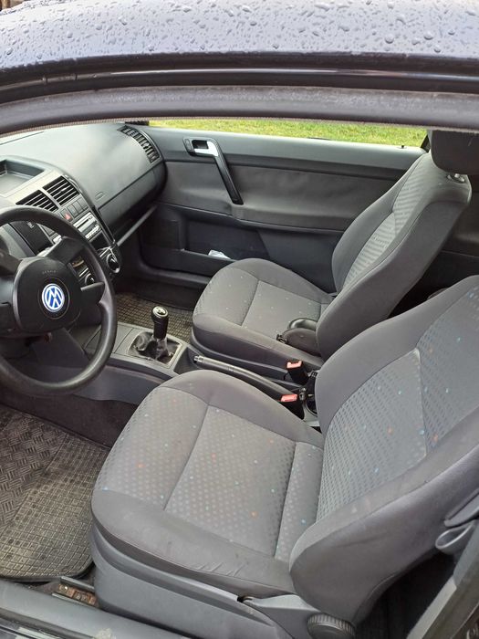 Volkswagen 2002 cu 2 uși