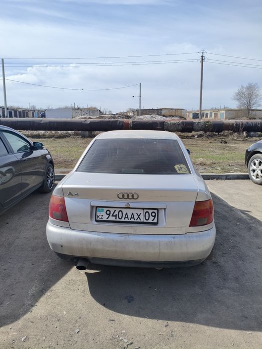 Продаю Ауди а4 1995года