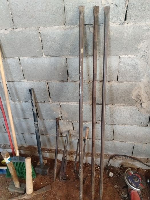 Продам лопаты, кувалду