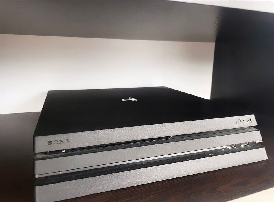 PlayStation 4 PRO