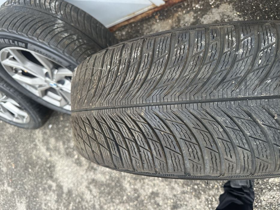 Roți iarnă BMW Michelin PilotAlpin 245/50 R19 X3/X4 - G - aproape noi