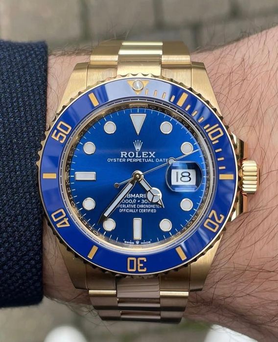 Rolex Submariner Date Blue 126618LB Act 2021 Aur 18k 41mm