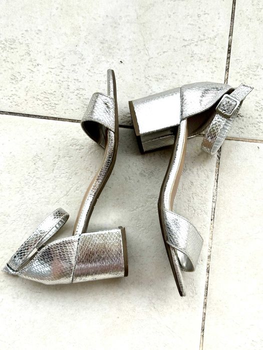 Sandale de damă argintii
