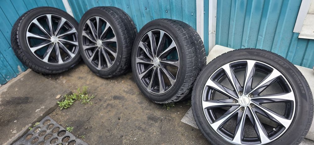 Продам диски с резиной r18