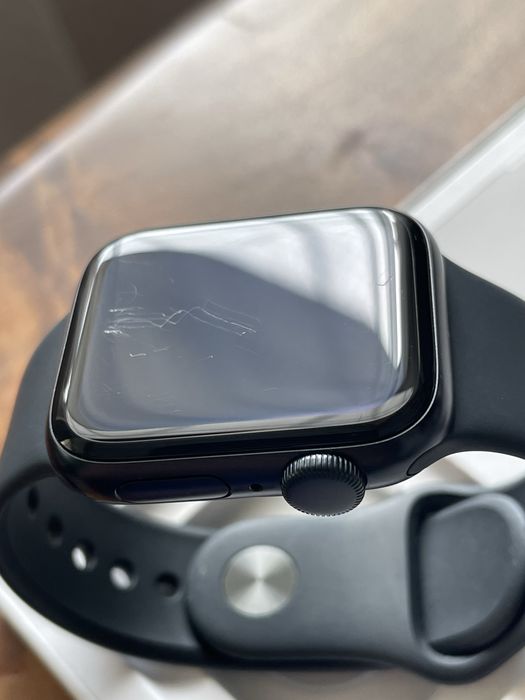 Apple watch SE 2nd gen 40mm GPS