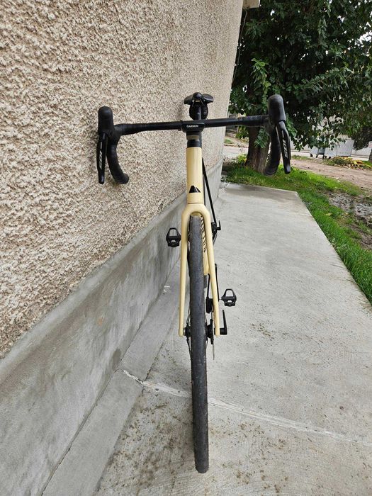 Шосеен велосипед Canyon Ultimate CF 7 Di2