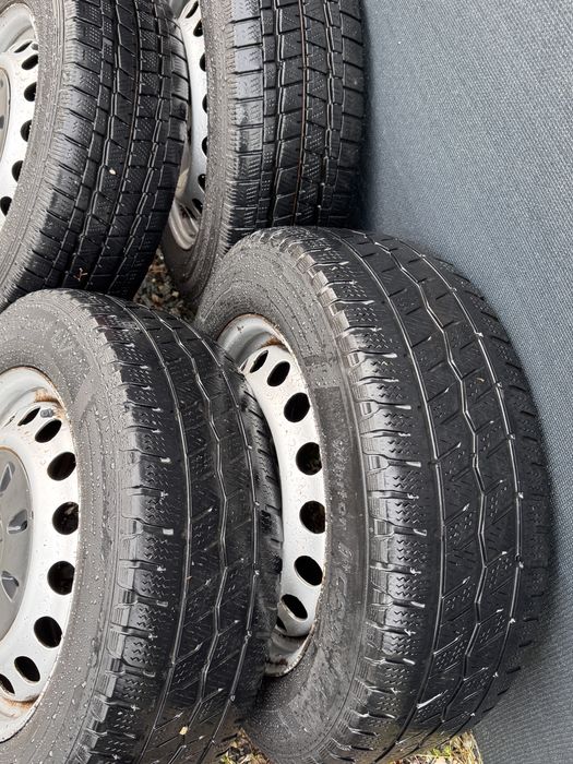 Jante 16” cu anvelope 205/65/16c mercedes benz vito