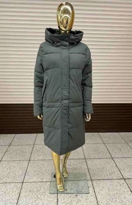 Продам новый пуховик!