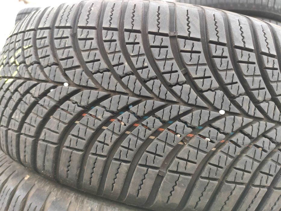 2бр Всесезонни гуми 195 55 16 - Goodyear - DOT 2025