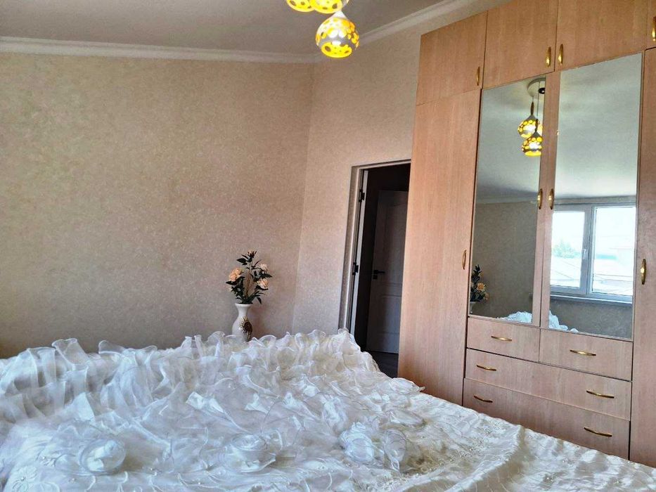 Сергели. Продам  дом на земле, 2.этажный 3-ком, . 94 кв.м. НОВОСТРОЙКА