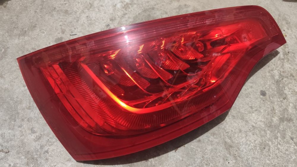 Стоп Audi Q7 / Ауди Кю 7 / 2013 / Ляв