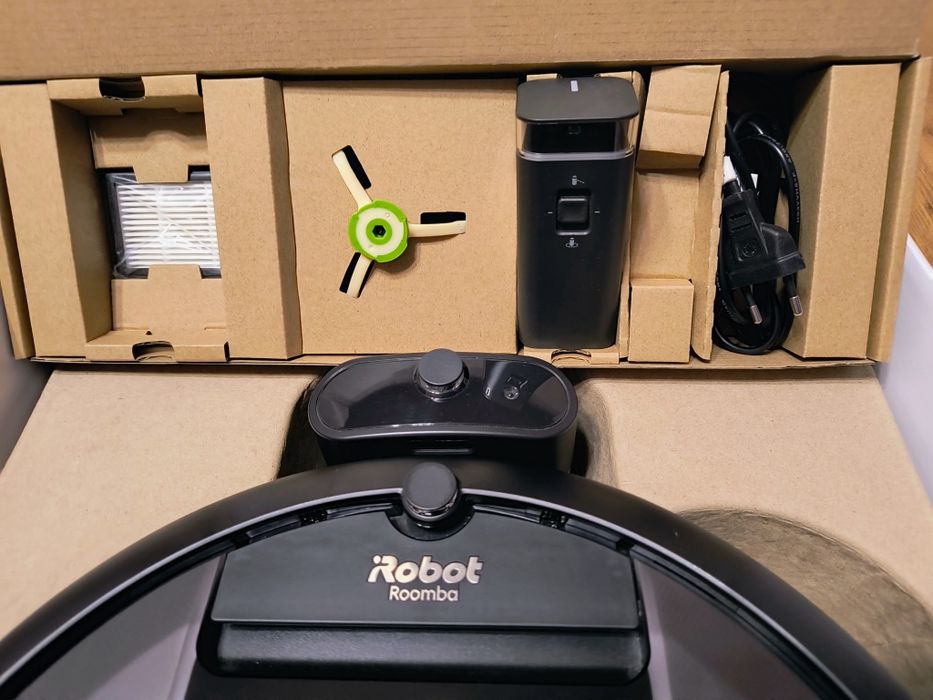 IRobot I7 Roоmba прахосмукачка робот