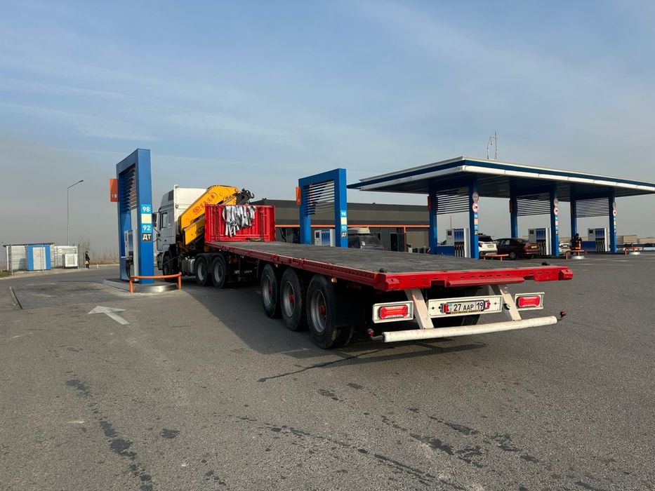 Манипулятор длинномер контэйнеровоз