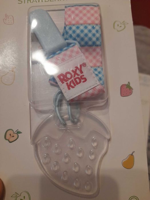 Прорезыватель  на держателе. RoxyKIDS