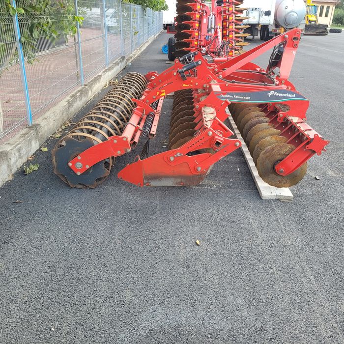 Grapa cu discuri Kverneland
