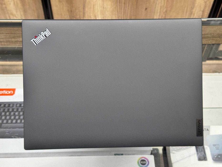 Lenovo ThinkPad T14 Gen 3 Core i5-1245U ram 16 ssd 256