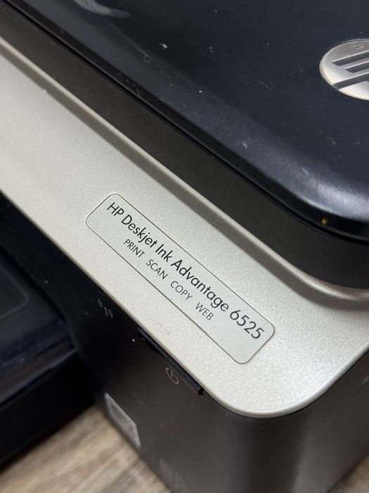 Принтер HP Deskjet ink Advantage 6525