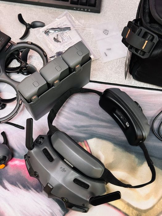 Дрон DJI Avata 2 Fly More Combo (3 батареи) серый