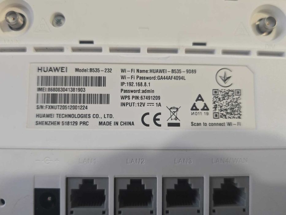 Modem / Router 4G LTE Huawei B535-232 WiFi Dual-Band Gigabit 300Mbps