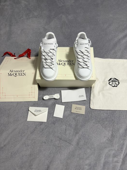 Alexander McQueen marimea 42 nu nike jordan yeezy