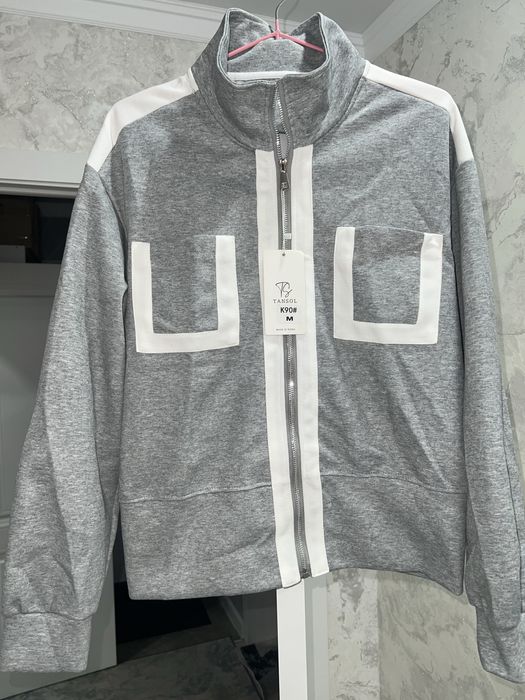 Женский киімдер сатылады