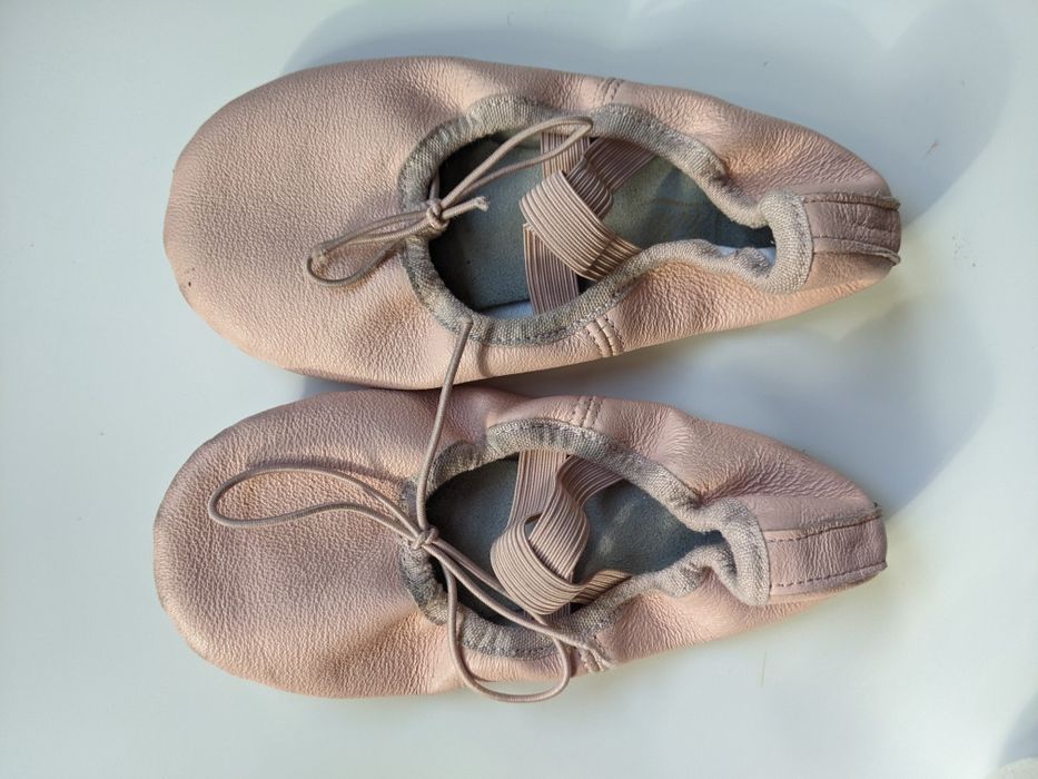 Пантофки за балет и танци, естест. кожа, N27-28,САЩ