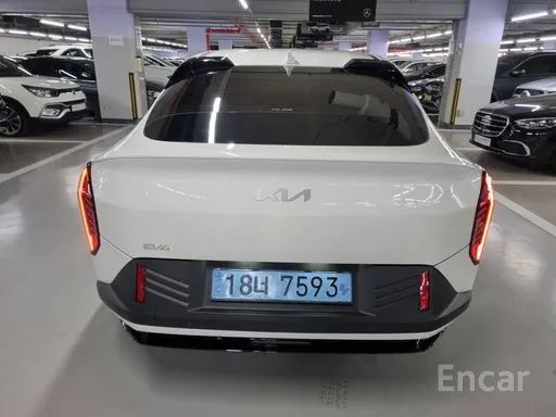 Kia EV4 2WD O'zbekistongacha 28.700$ Zakazga obkeberamiz Koreadan