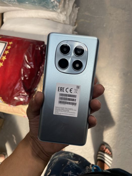 Продам Redmi note 15 срочнааа