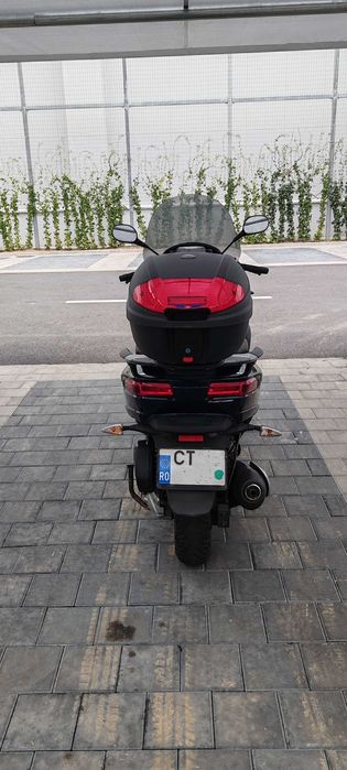 Piaggio MP3 300 LT