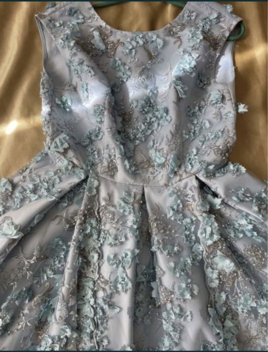 Продаю вечернее платье