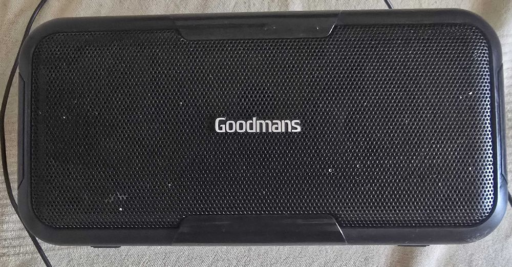 Мощна парти тонколона Goodmans, 60W,  с батерия, USB playback, 3,5 мм порт. Цена - 15 евро