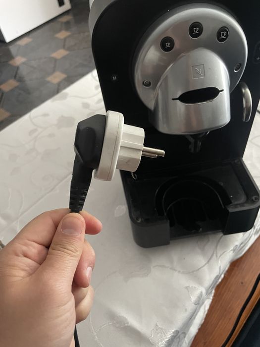 Aparat de cafea Nespresso Professional  CS100